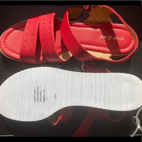 Violet and Red | sandals - Picture 5 of 6